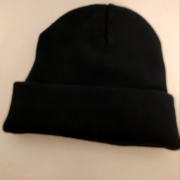 Black and pink Barbie beanie - Picture 4 of 6